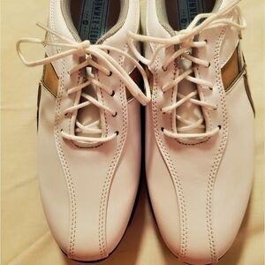 FOOT Joy golf shoes NWOB size 6M
